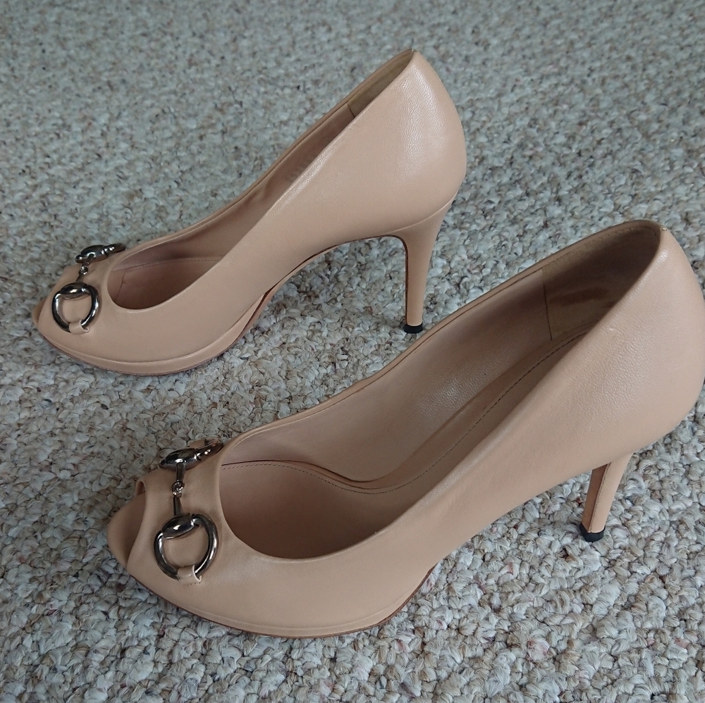 Gucci Nude/beige Peep-Toe Horsebit Pumps size 6.5 - Picture 4 of 15